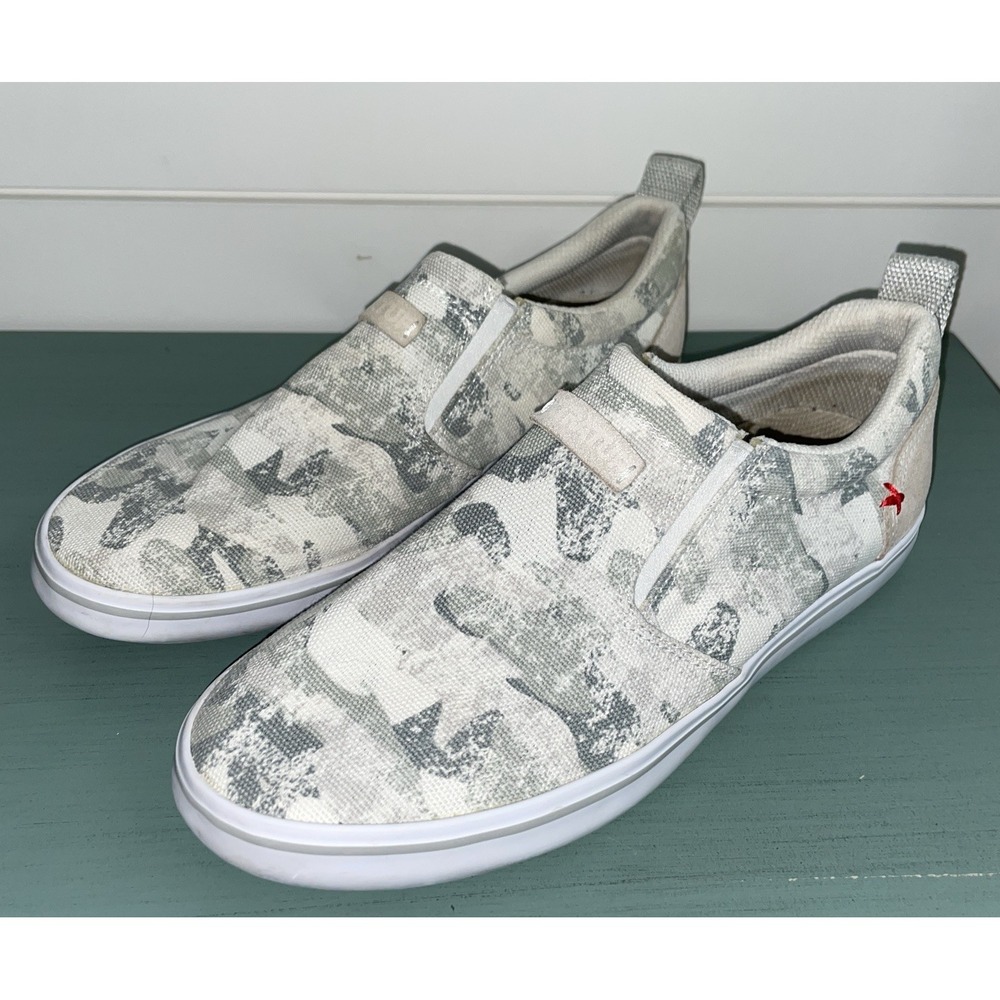 Women's Canvas Sharkbyte Deck Shoe Size 10